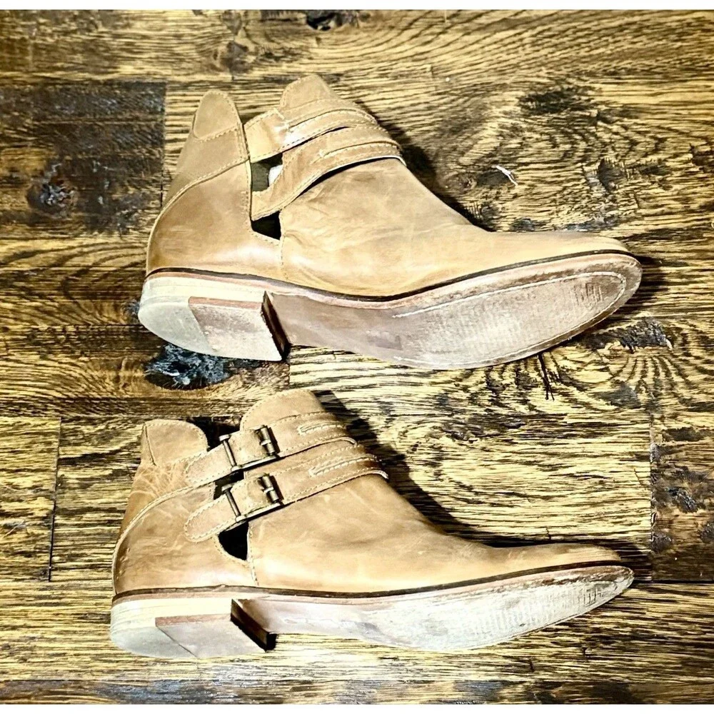 Free People Braeburn Brown Distressed Leather Buckle Ankle Boot Womens Sz 9.5/40